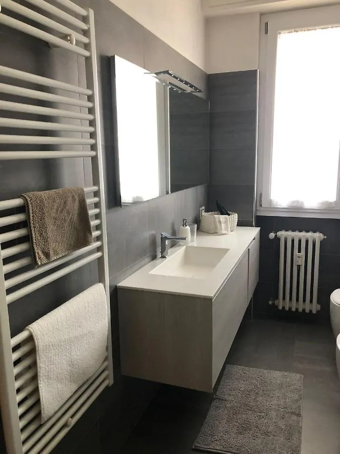 Morivione Apartment - Bocconi Free Parking Milano 0*,  Italia